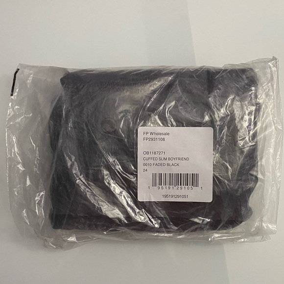 Free People Cuffed Slim Boyfriend Jeans Faded Black Distressed 24 - Picture 4 of 6